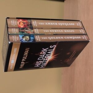 EUC His Dark Materials Box Book Set